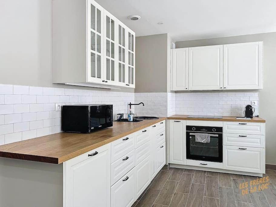 Apartment Vieux-port View - Ultra Center - Air Conditioning - Les Freres De La Loc' *